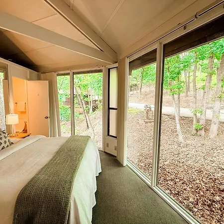 Treetop Village-2Bed3Bathpoolsdocks6-8Pp